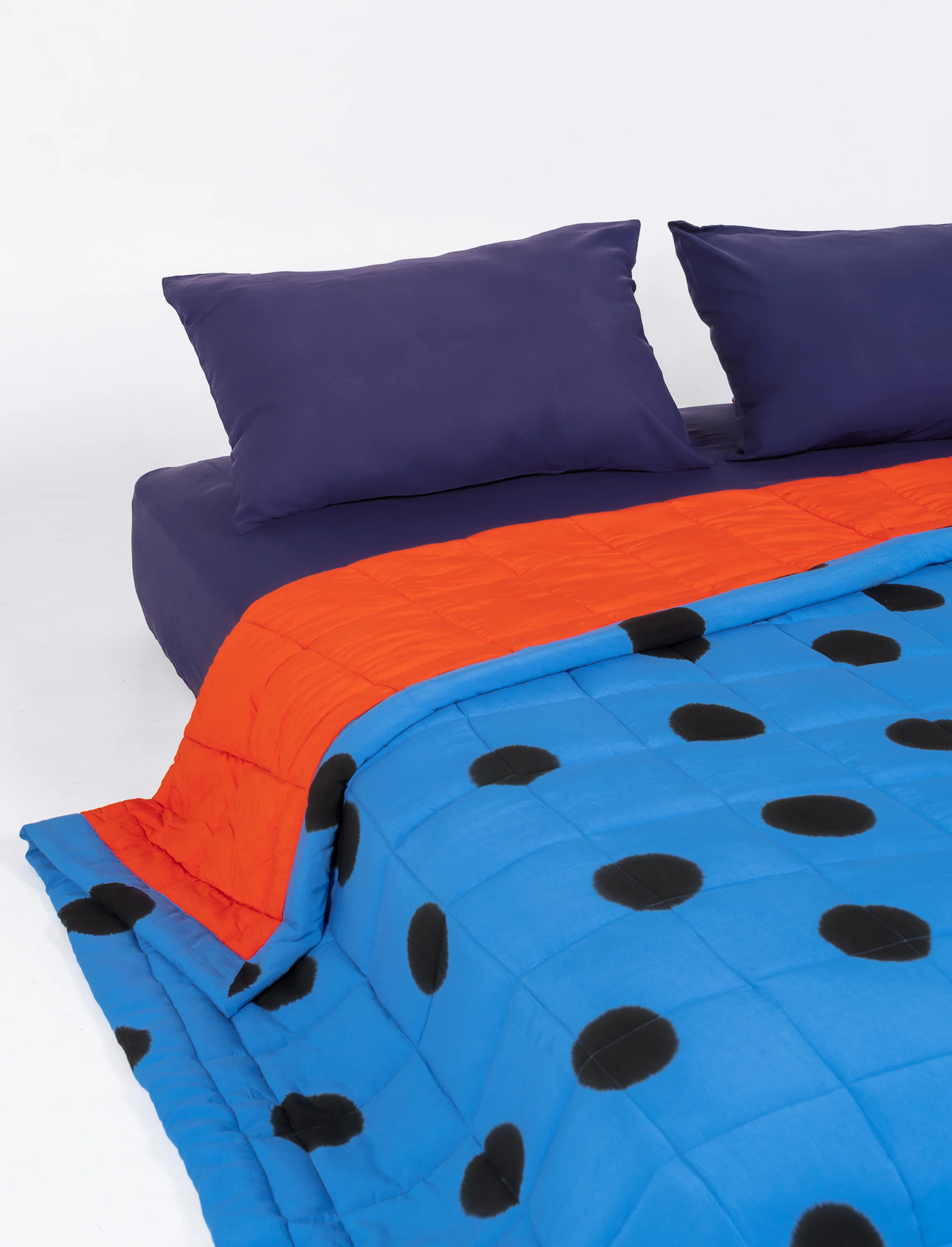 Echo Bobo Puffer Blanket - Image 5