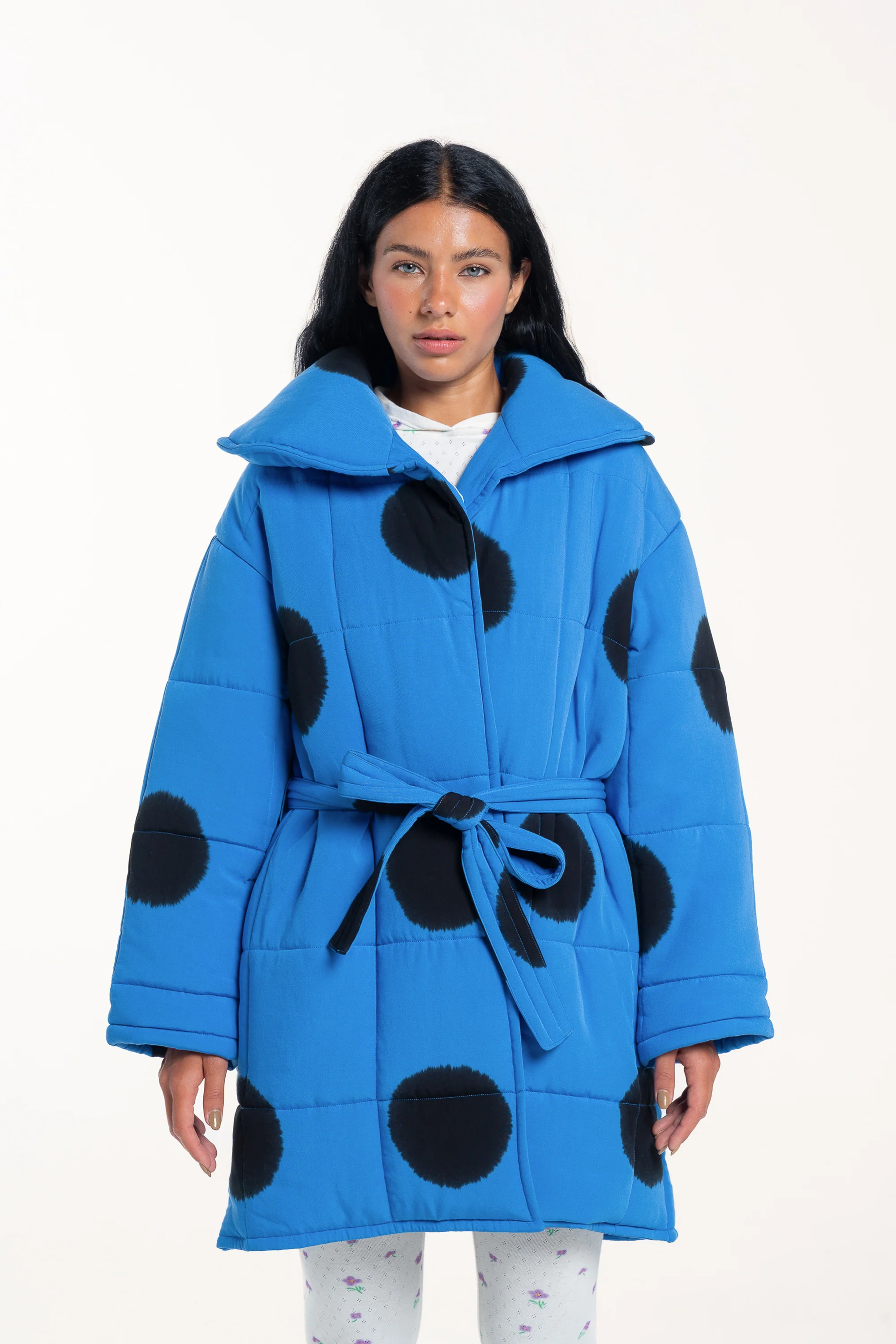 Echo Short Puffer Robe ID