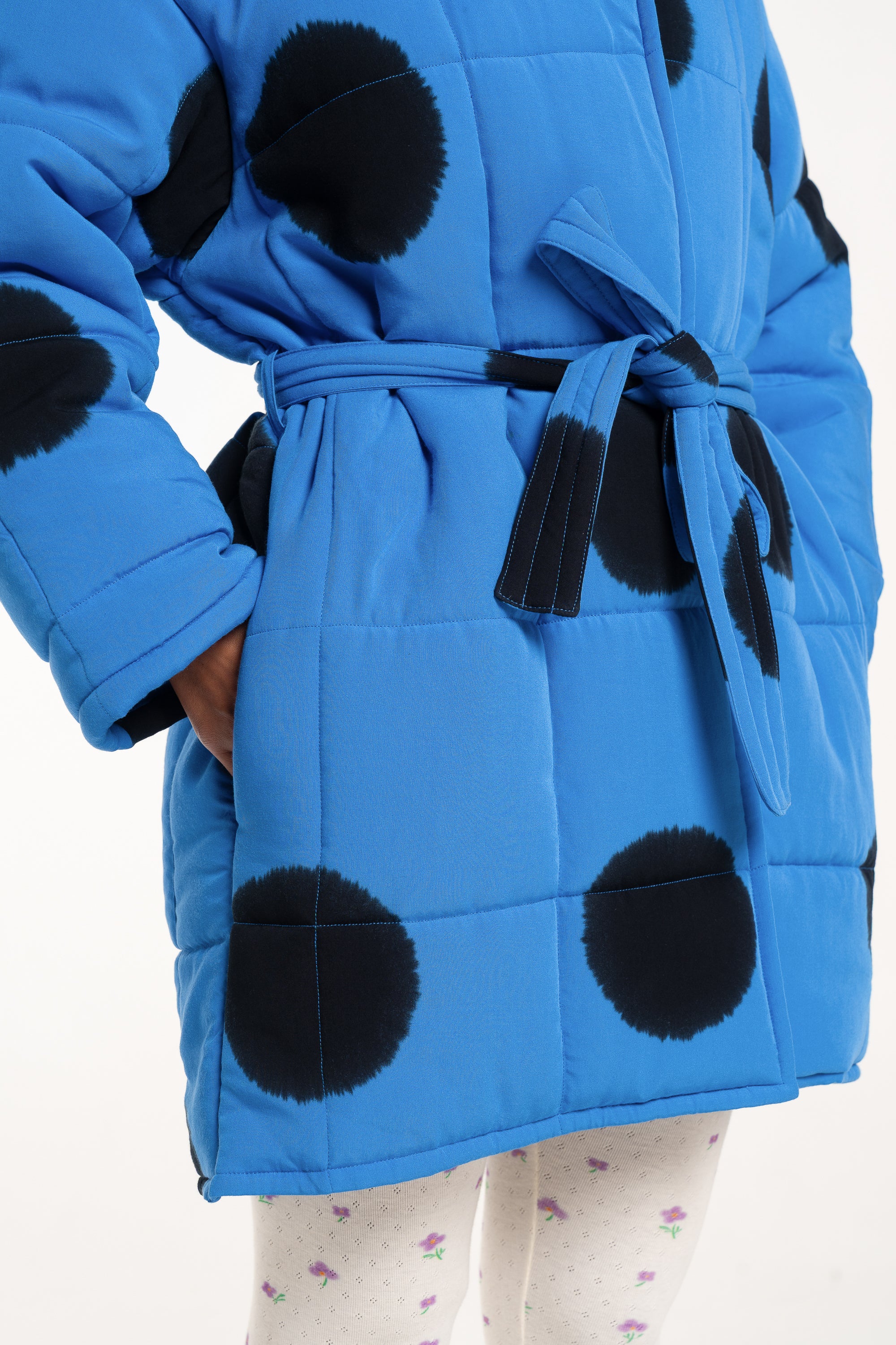 Echo Short Puffer Robe ID - Image 2