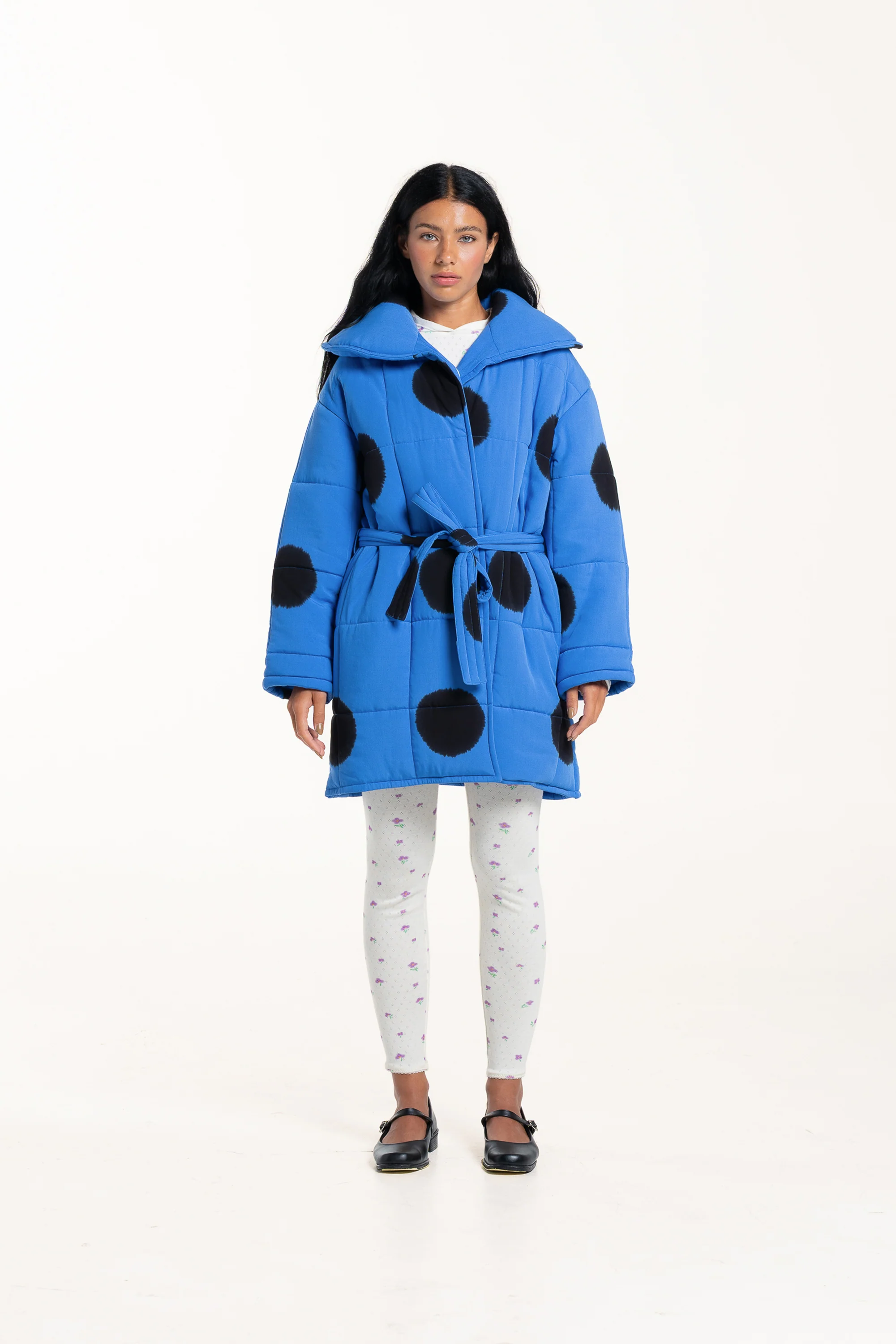 Echo Short Puffer Robe ID - Image 4