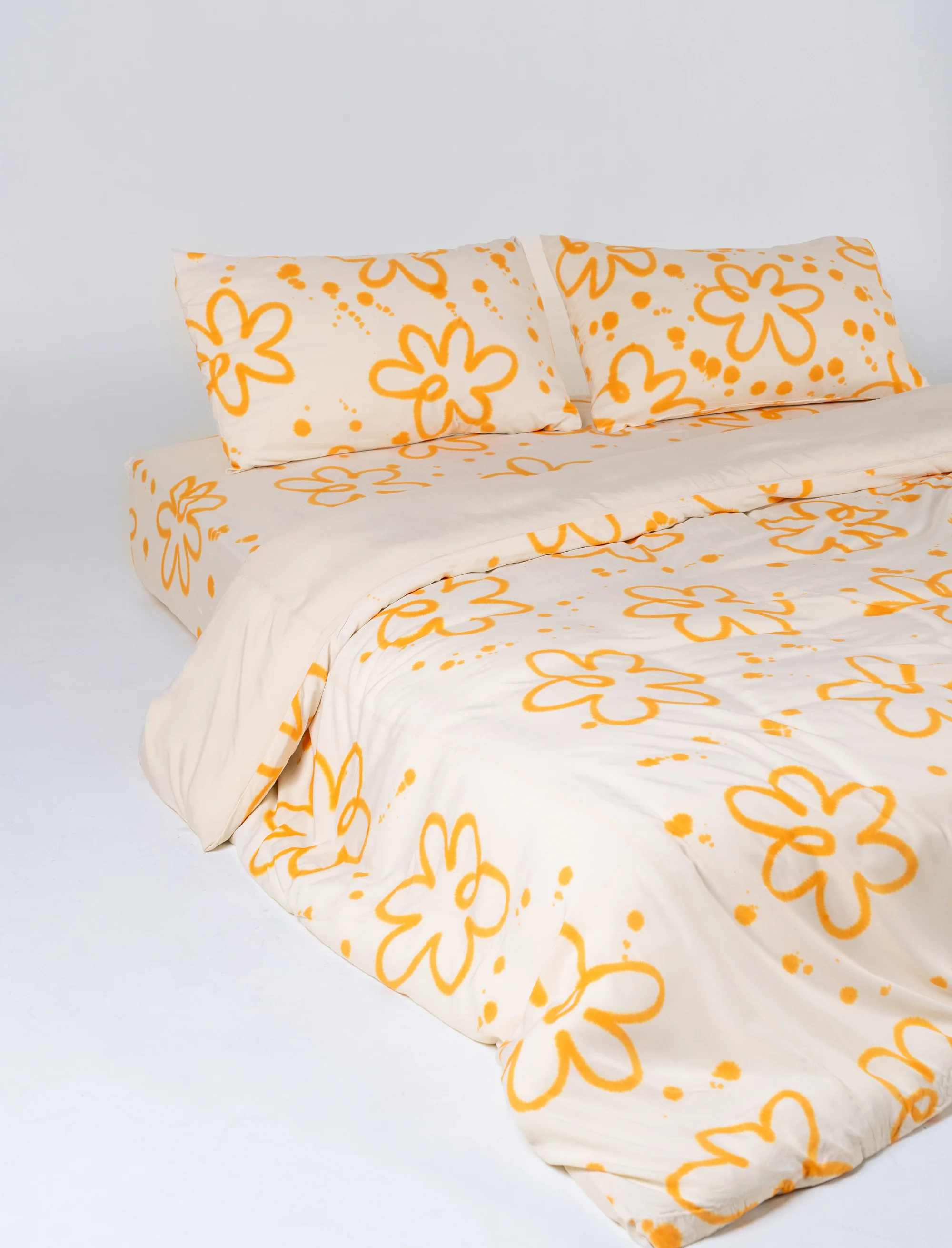 Orange Poppy Bamboo Quilt Cover Set - Image 3