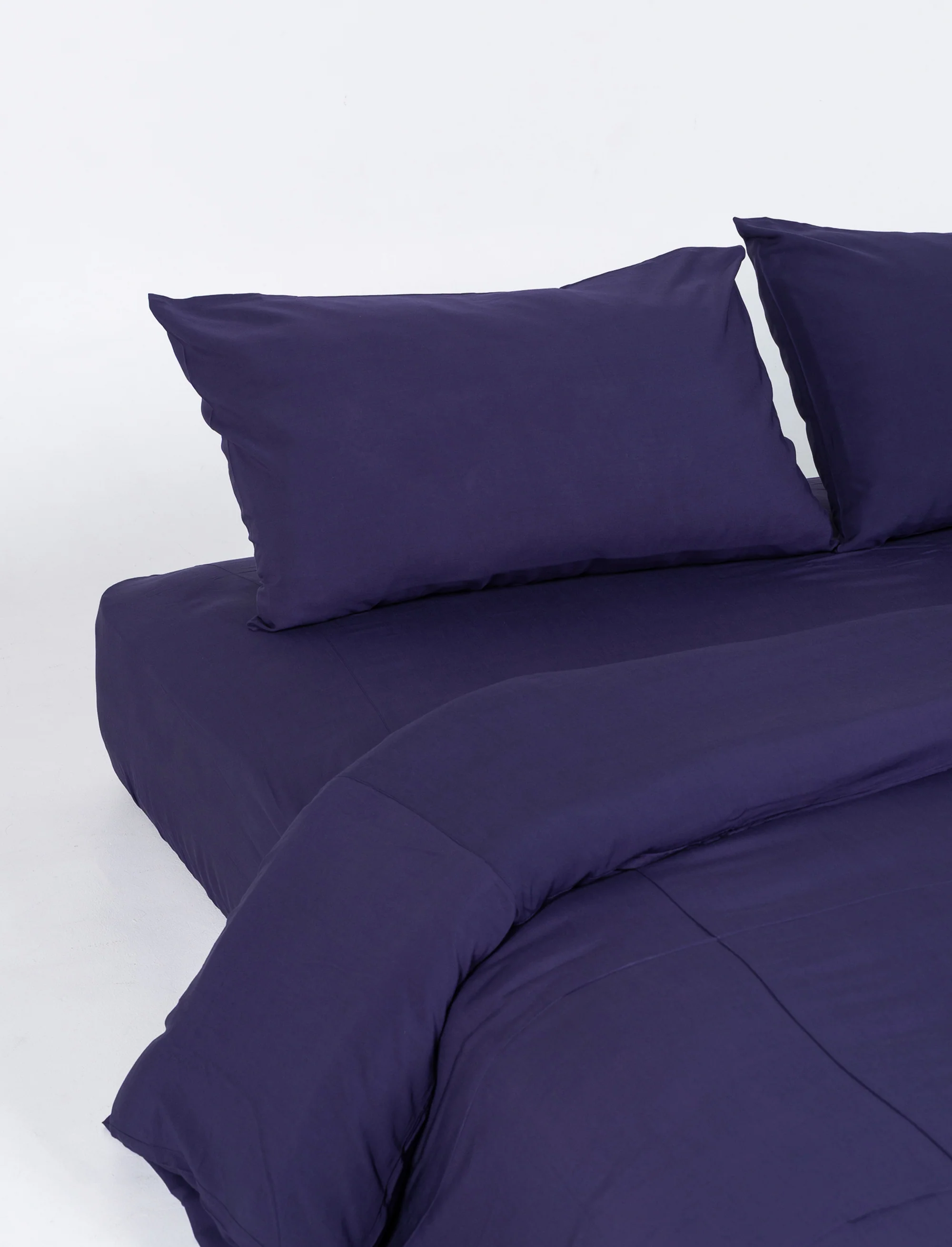 Plum Bamboo Fitted Sheet ID
