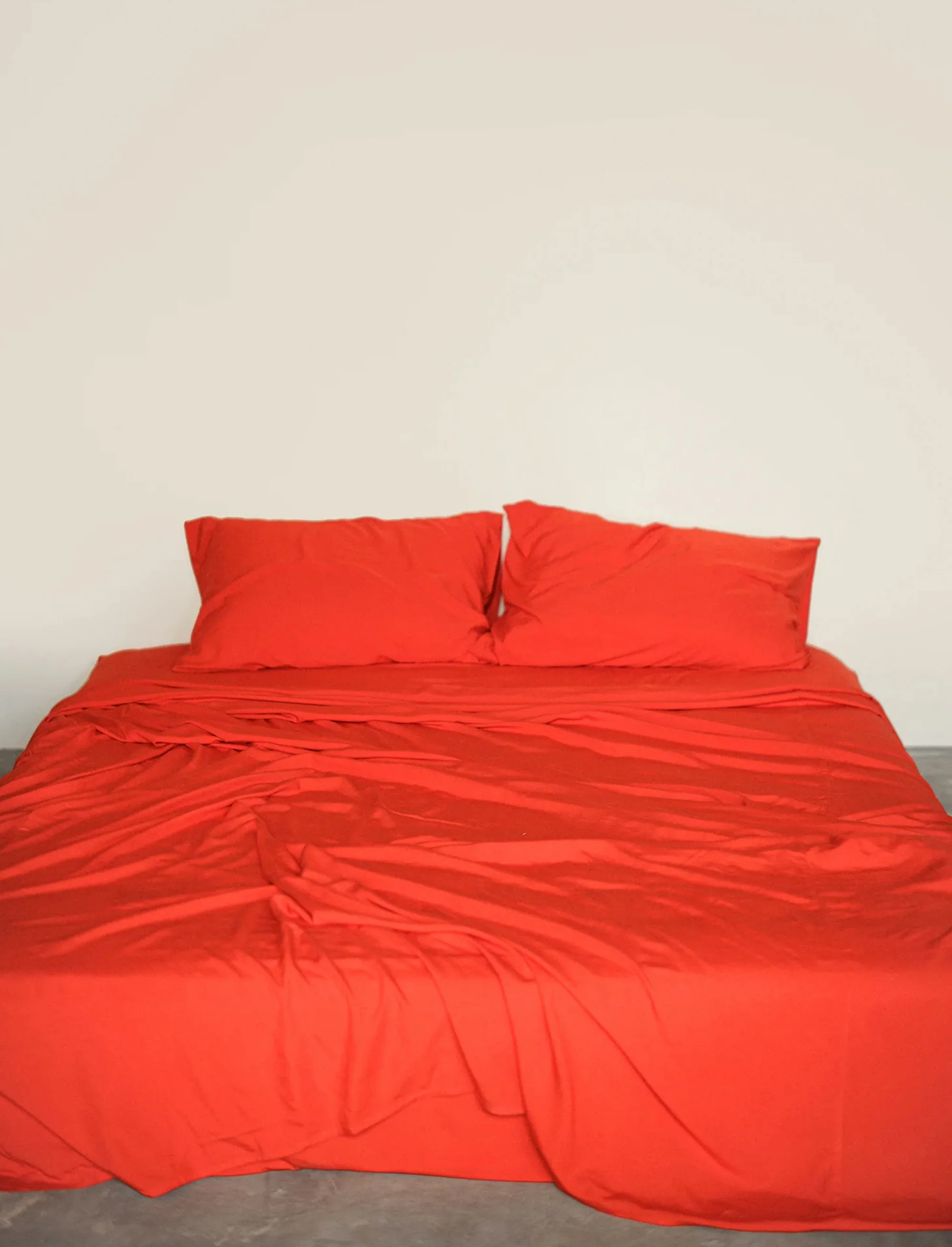 Scarlet Bamboo Flat Sheet - Image 4