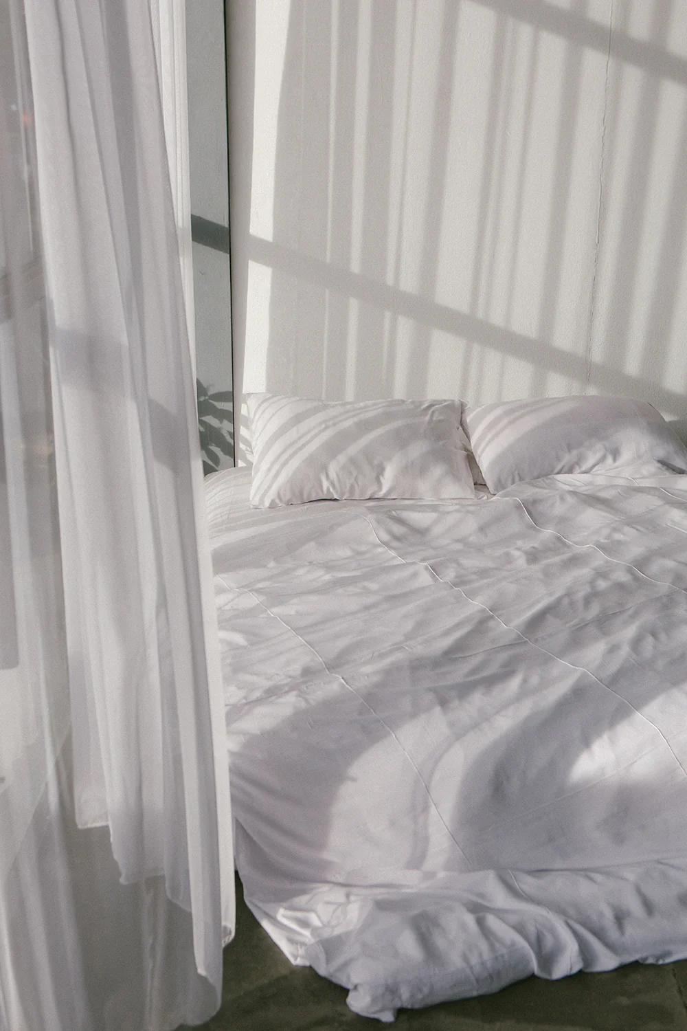 White Bamboo Quilt Cover Set - Image 5